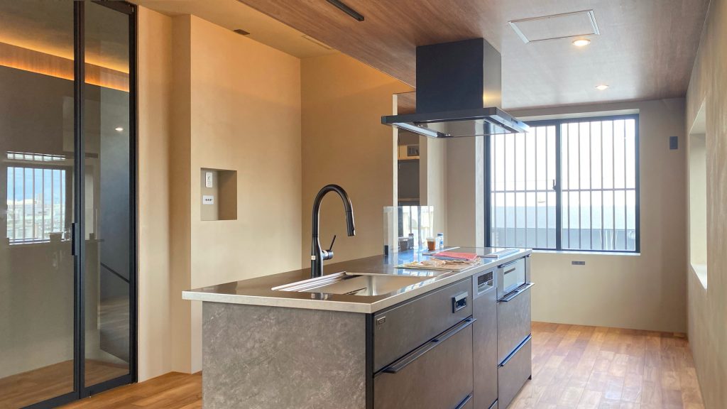 2階アイランドキッチン