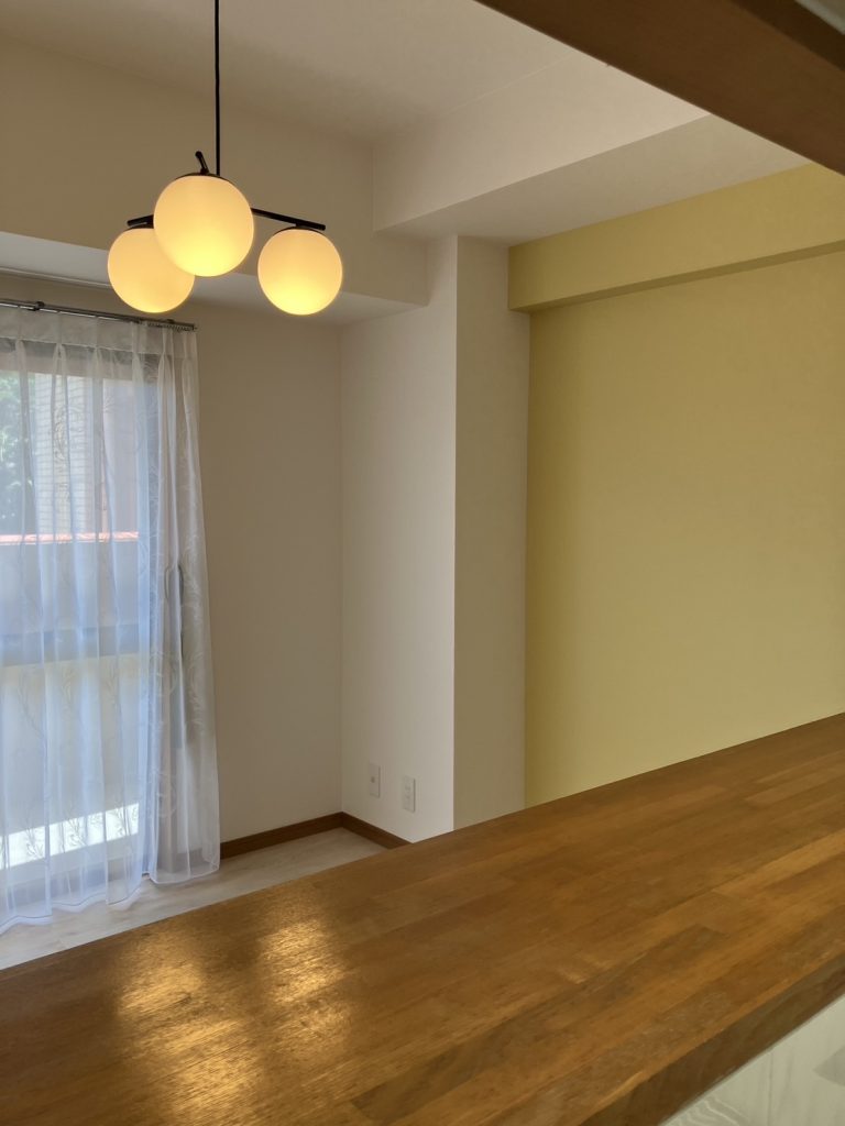 リビングアクセント